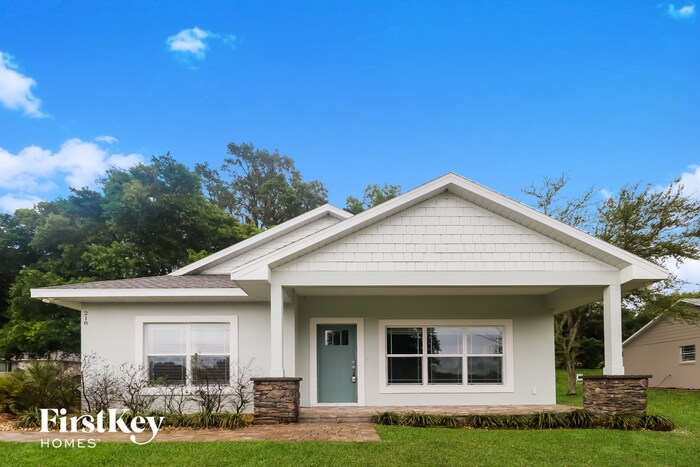 Foto principal - 218 Forest Park Ln