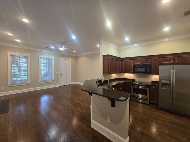 Foto del edificio - 112 Magnolia Blossom Way