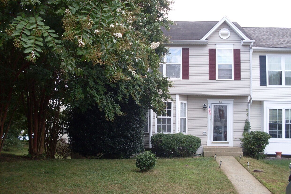 Foto principal - Beautiful Townhome in Stone River