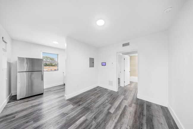 Building Photo - 6040 NW 12th Ave