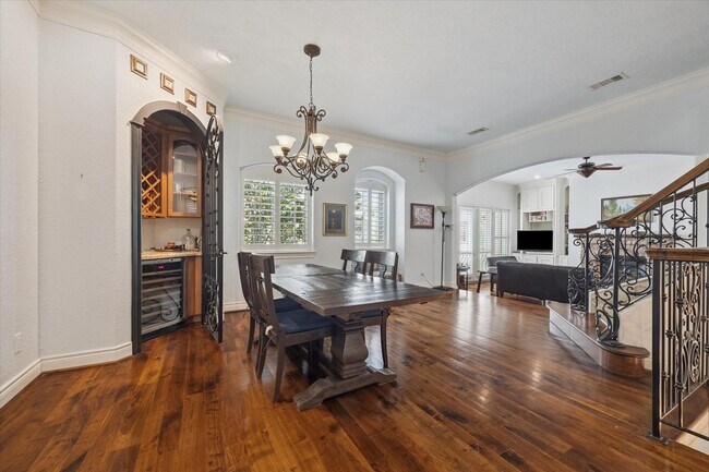 Foto del edificio - 2128 Harold St