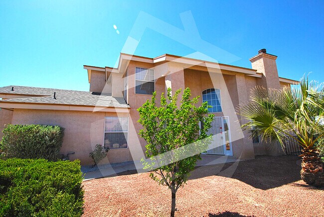 Building Photo - 2-Story Corner Lot Eastside Home for Rent