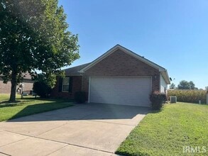 Building Photo - 5685 River Walk Cir