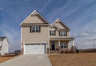 Building Photo - 106 Aspen Rdg Dr