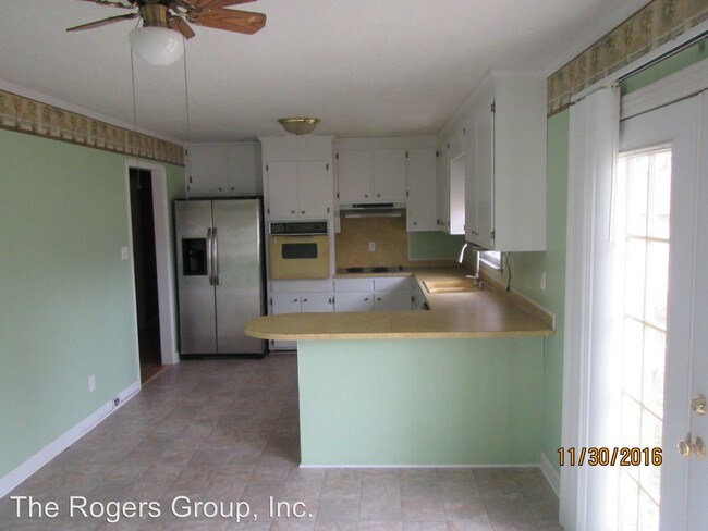 Foto del edificio - 1005 Cross Creek Rd
