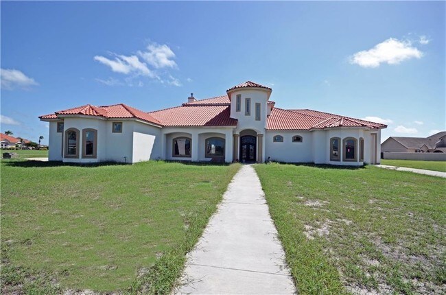 Building Photo - 5649 King Acres Dr