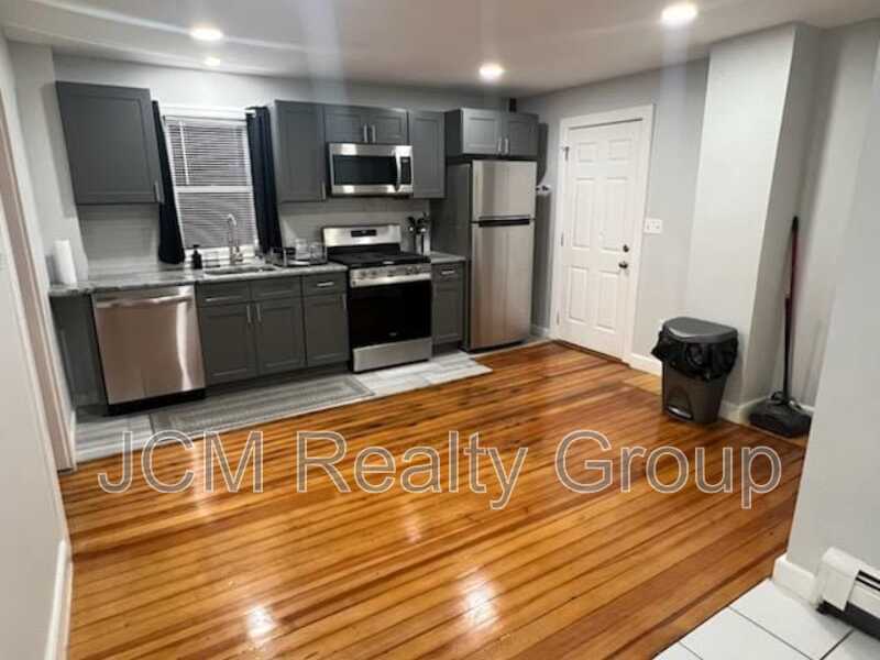Photo - 122 Central Avenue