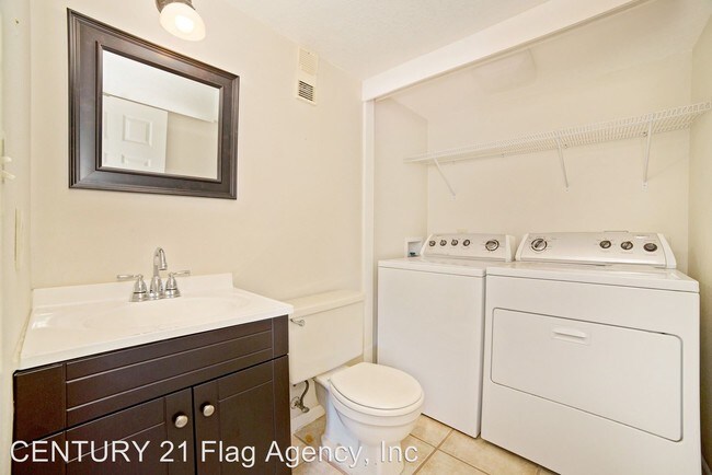 Building Photo - 2 br, 2.5 bath House - 1820 S Park Ave