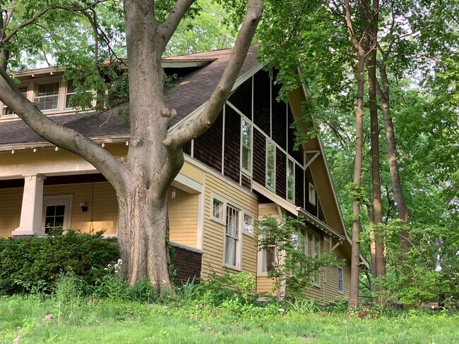 Foto del edificio - 708 Vine St