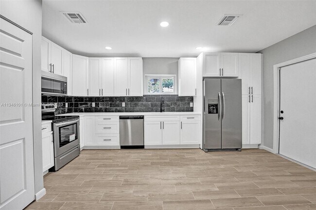 Foto del edificio - 1451 SW 5th Ave
