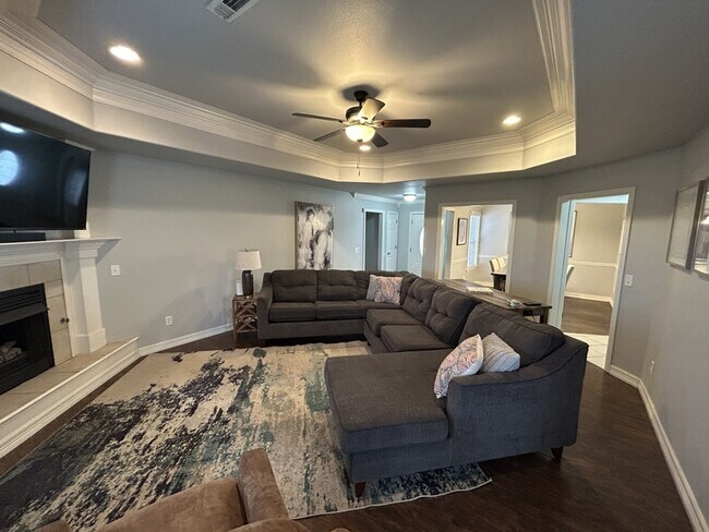 Foto del edificio - 4800 SW Golden Eagle Ave