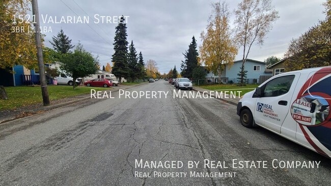 Building Photo - 1521 Valarian St
