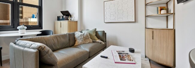 Foto del edificio - 220 W Institute Pl