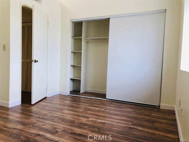 Building Photo - 14853 Mulberry Dr