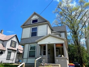 Building Photo - 1054 Lafayette Ave SE