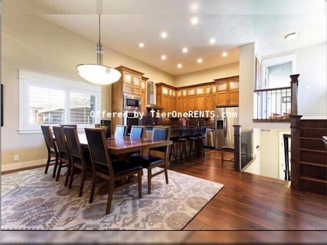Building Photo - This property offers a NO DEPOSIT option available for qualified renters!