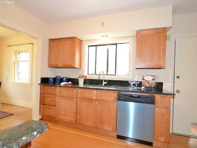 Building Photo - 5020 N Oberlin St