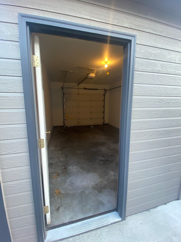 Building Photo - 7500 Westbrook Ct