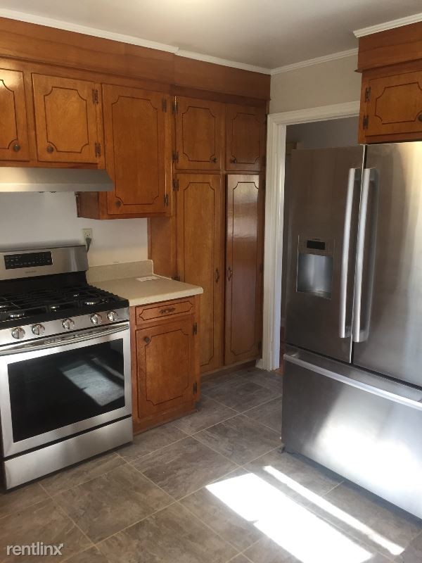 Foto del edificio - 3 br, 2 bath House - 205 West South 6th St