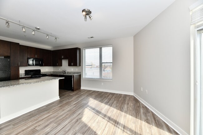 Building Photo - Mozzo apartments