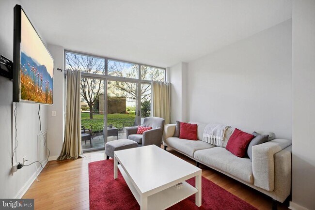 Foto del edificio - 475 K St NW