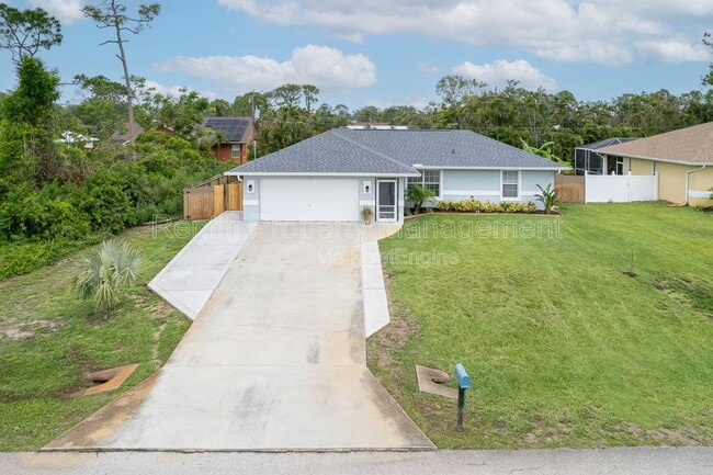 Building Photo - 18266 Fuchsia Rd