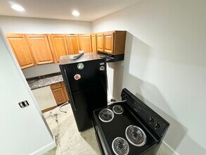 Building Photo - 15 Ruggles St