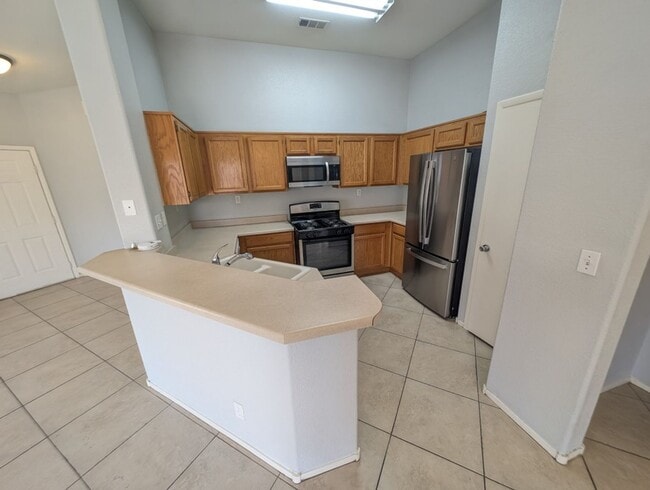 Building Photo - 1821 Running Fawn Ct