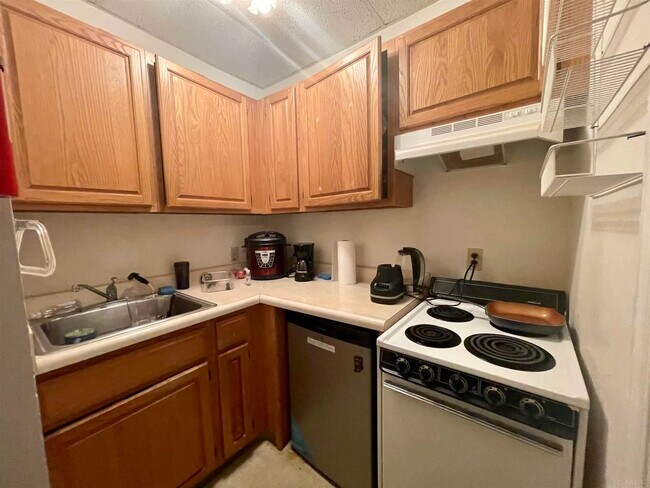 Foto del edificio - 416 E 2nd St