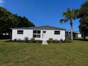 Building Photo - 4181 Winchester Ln
