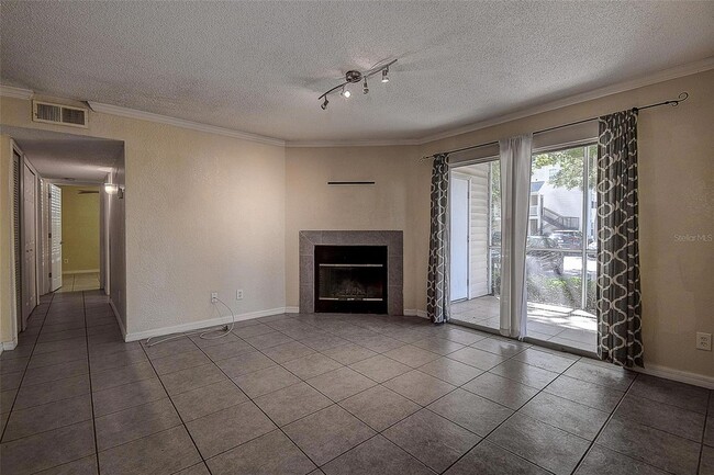 Building Photo - 3325 Haviland Ct