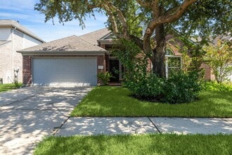 Building Photo - 18214 Olive Tree Ct