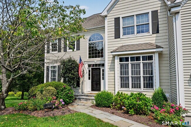 Building Photo - 1 Silvermine Rdg