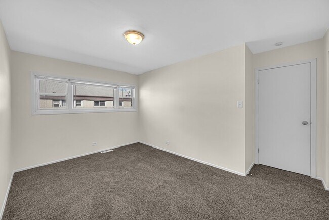 Foto del edificio - 1269 Division St