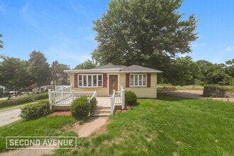 Building Photo - 431 Millers Ln