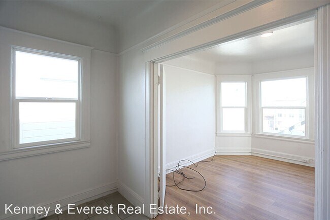 Building Photo - 3 br, 1 bath House - 383A Guerrero Street