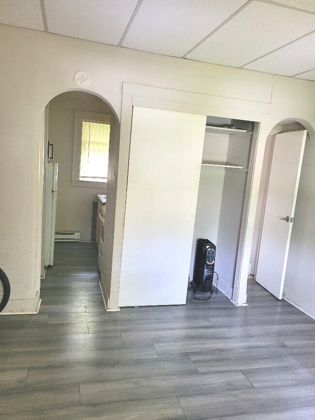 Foto del edificio - 378 W 16th St