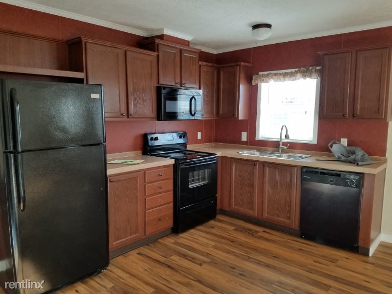 Primary Photo - 3 br, 3 bath Mobile Home - 15 N. 4th