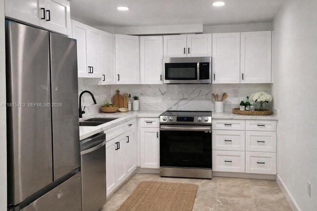 Photo - 500 Bayview Dr Apartment