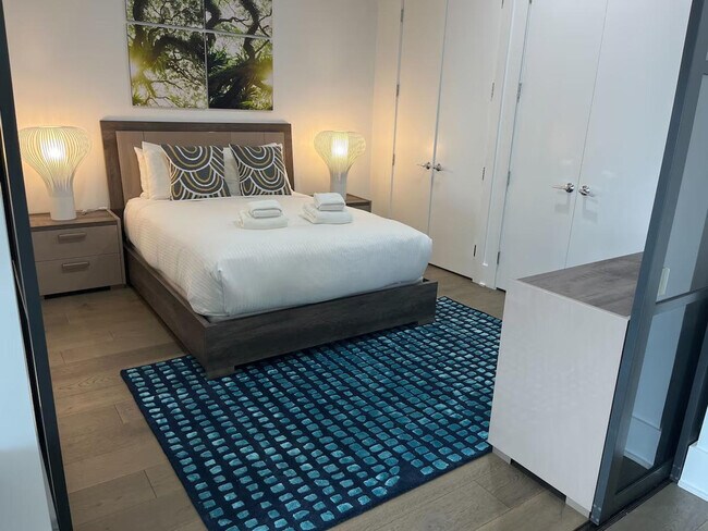 Building Photo - 1414 Grand St