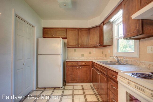 Foto del edificio - 3 br, 1.5 bath House - 2502 S. Vine St. Un...