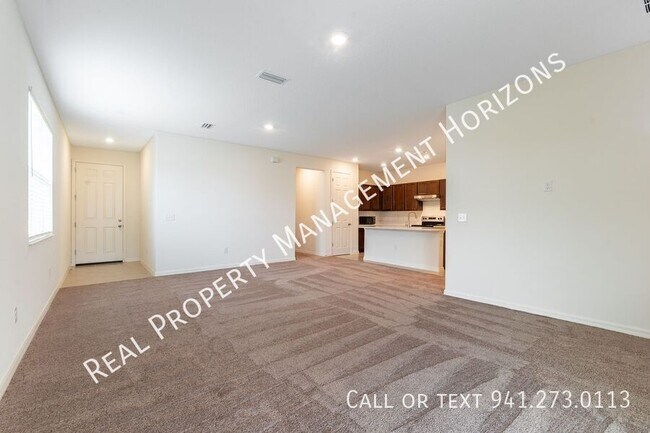 Foto del edificio - 2632 89th St Cir E