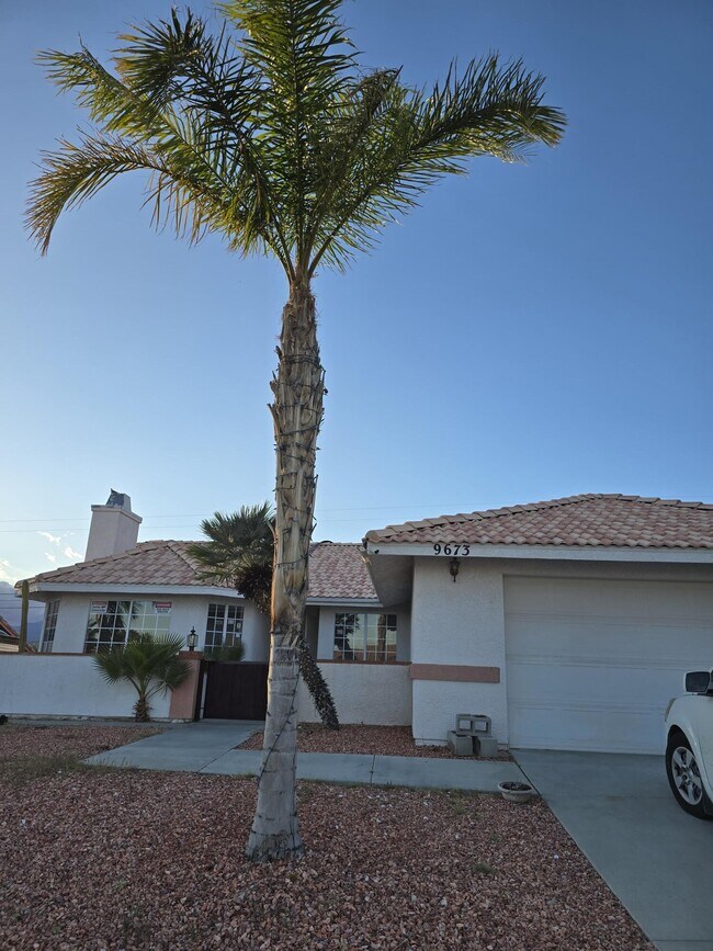 Foto del edificio - 9673 Vista Del Valle