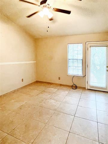 Foto del edificio - 3635 Garden Brook Dr