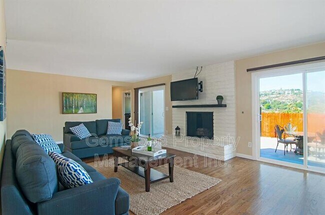 Foto del edificio - 5385 Brockbank Pl