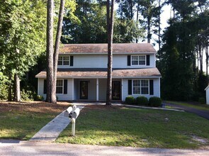 Building Photo - 2 Westbrook Cir