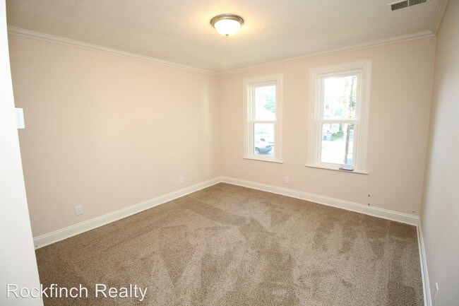 Foto del edificio - 864 N Park St SW