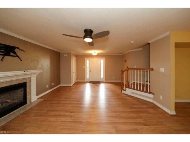 Foto del edificio - 5432 Lawrence Ct