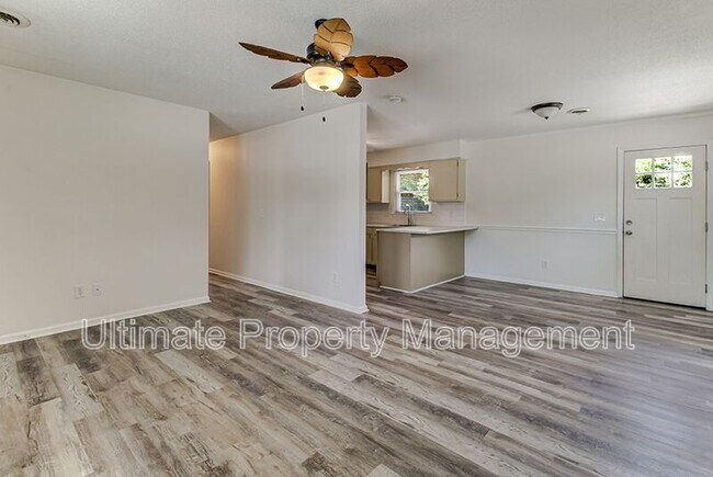 Foto del edificio - 401 Bodega Bay Rd