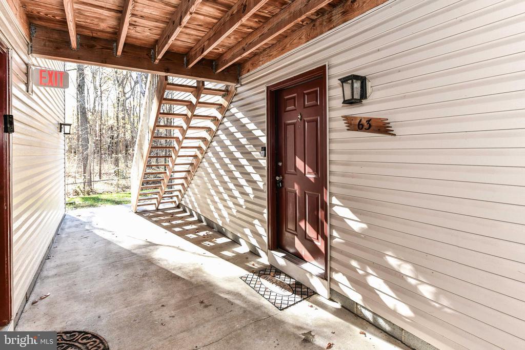 Foto principal - 8616 Shadwell Dr